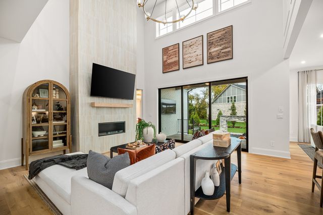 1414 Round Hill Lane, Spring Hill, TN 37174