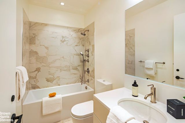 6 W 95TH Street, New York City, NY 10025