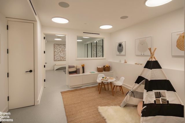 6 W 95TH Street, New York City, NY 10025