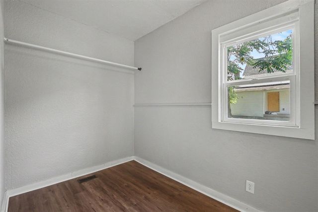 710 Baxter Street, Grand Rapids, MI 49503