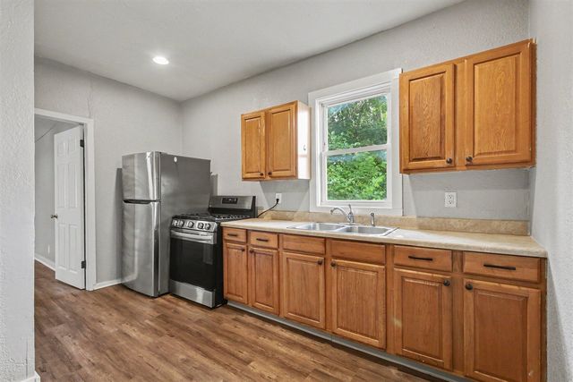 710 Baxter Street, Grand Rapids, MI 49503