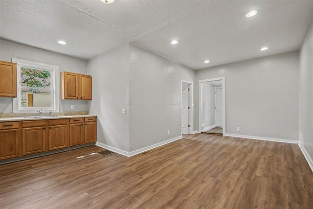 710 Baxter Street, Grand Rapids, MI 49503