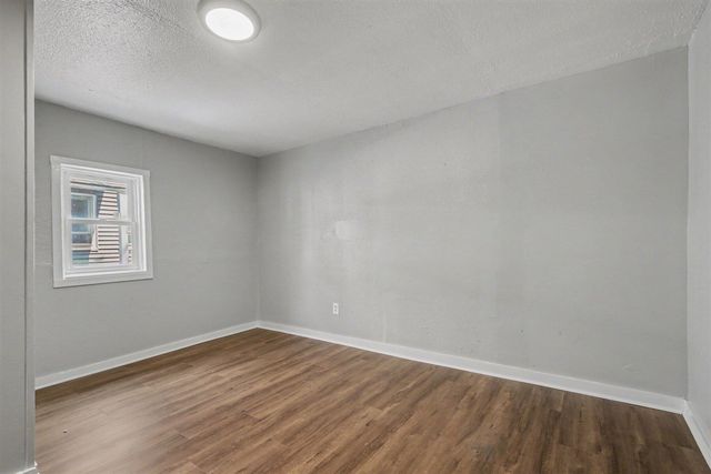 710 Baxter Street, Grand Rapids, MI 49503