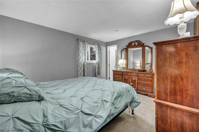 237 Spriggel Drive, Munroe Falls, OH 44262