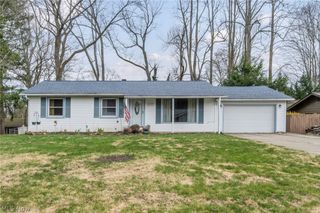 237 Spriggel Drive, Munroe Falls, OH 44262