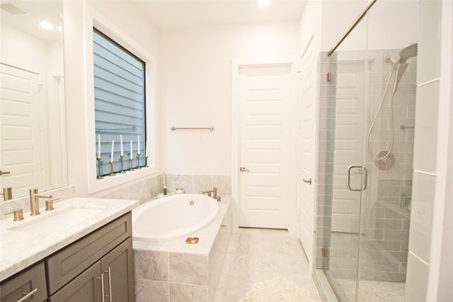 1806 Colonel Forbins Drive, Houston, TX 77043