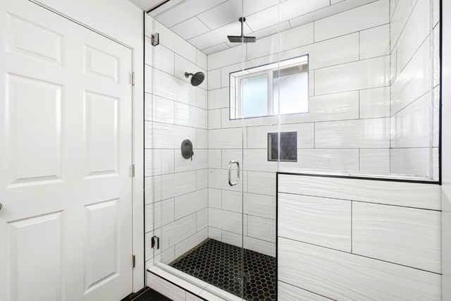 654 alamos Ave, Sacramento, CA 95815