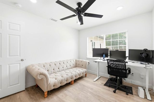 654 alamos Ave, Sacramento, CA 95815