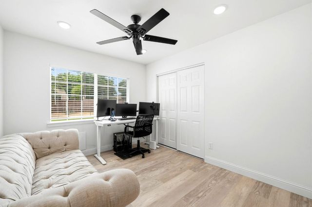 654 alamos Ave, Sacramento, CA 95815