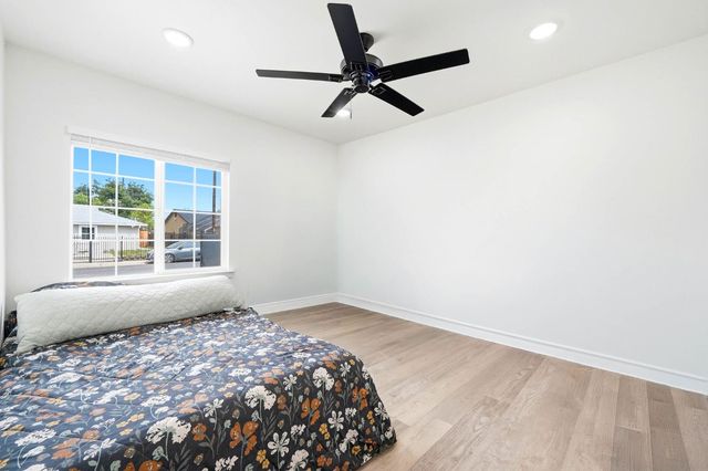 654 alamos Ave, Sacramento, CA 95815