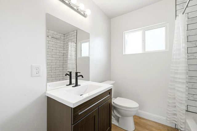 654 alamos Ave, Sacramento, CA 95815