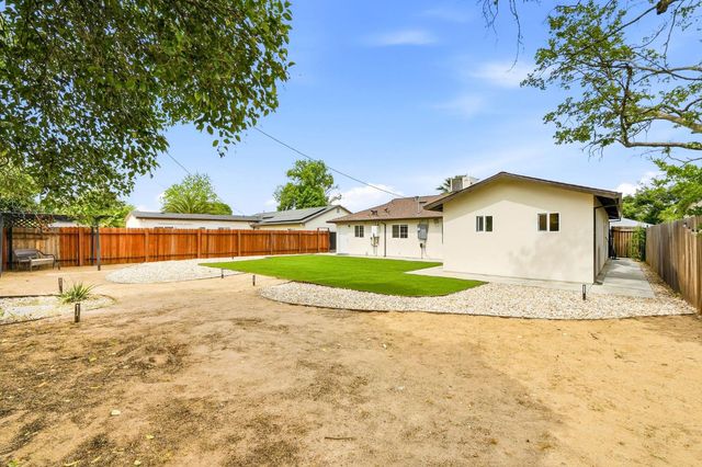 654 alamos Ave, Sacramento, CA 95815