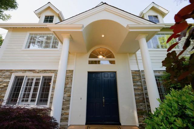 26 Torrey Oaks Court, Scotts Valley, CA 95066