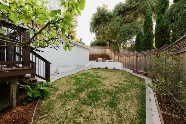 26 Torrey Oaks Court, Scotts Valley, CA 95066