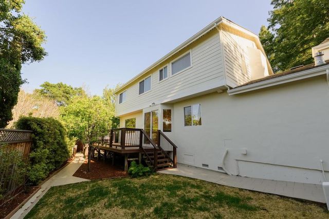26 Torrey Oaks Court, Scotts Valley, CA 95066