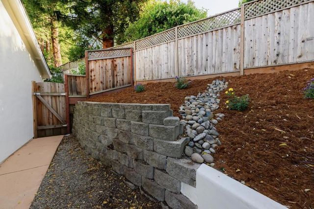 26 Torrey Oaks Court, Scotts Valley, CA 95066