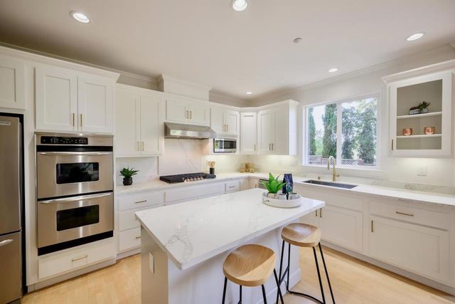 26 Torrey Oaks Court, Scotts Valley, CA 95066
