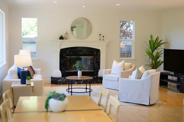 26 Torrey Oaks Court, Scotts Valley, CA 95066