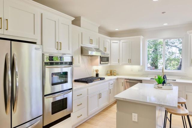 26 Torrey Oaks Court, Scotts Valley, CA 95066