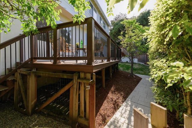 26 Torrey Oaks Court, Scotts Valley, CA 95066
