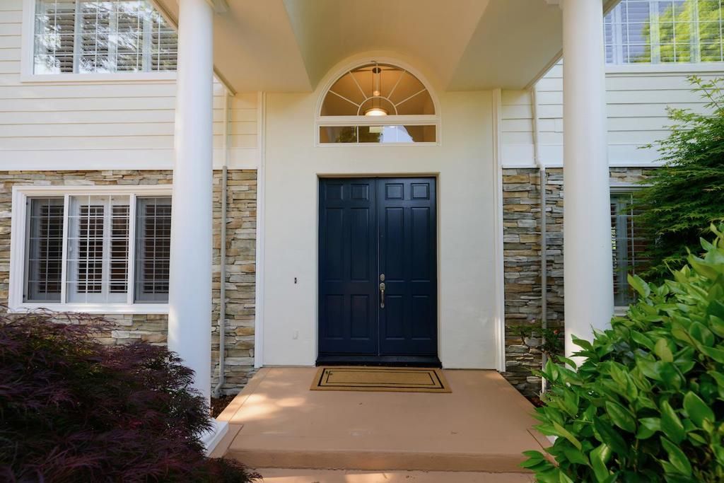 Image 11 of property listing at 26 Torrey Oaks Court, Scotts Valley, CA 95066