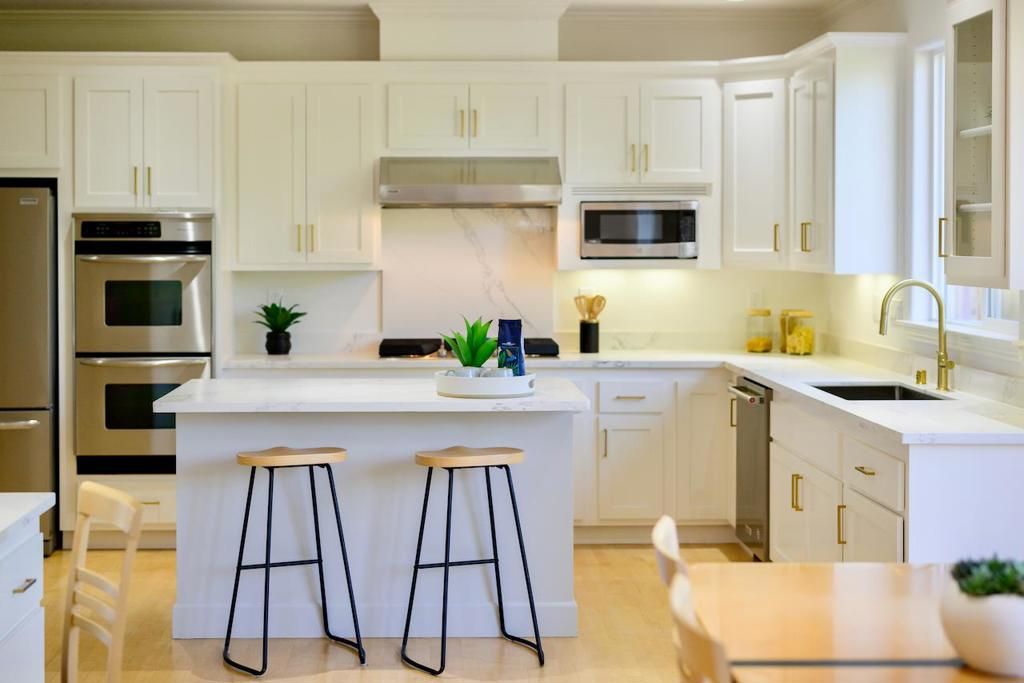 Image 4 of property listing at 26 Torrey Oaks Court, Scotts Valley, CA 95066