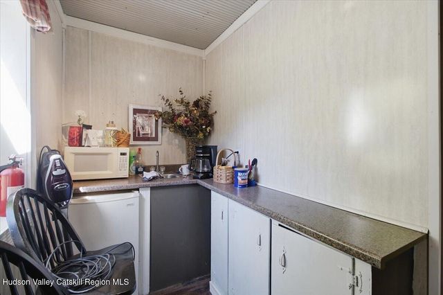 695 & 698 South Road, Round Top, NY 12473