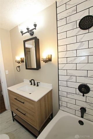 121 Boys Avenue, Franklin, OH 45005