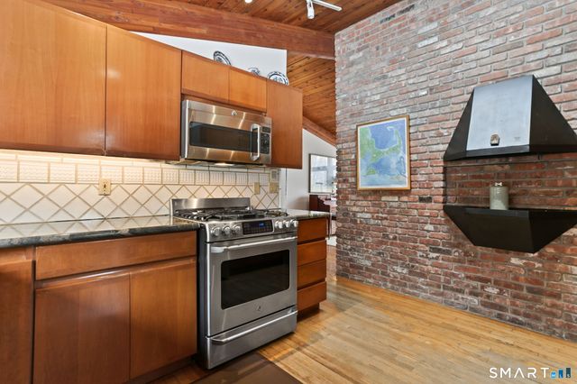 51 Deer Run Road, Wilton, CT 06897