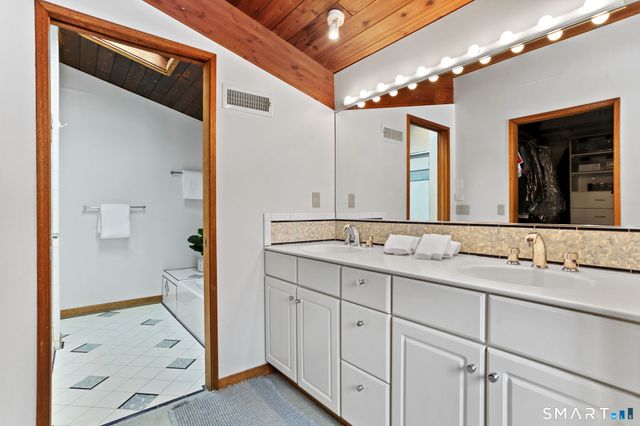 51 Deer Run Road, Wilton, CT 06897