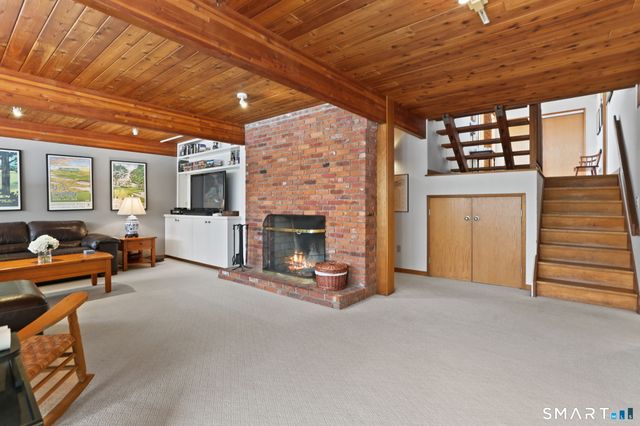 51 Deer Run Road, Wilton, CT 06897