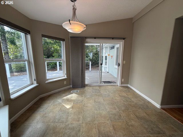 212 MUNSEL CREEK Loop, Florence, OR 97439