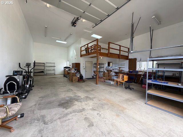 212 MUNSEL CREEK Loop, Florence, OR 97439