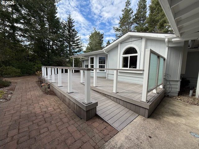 212 MUNSEL CREEK Loop, Florence, OR 97439