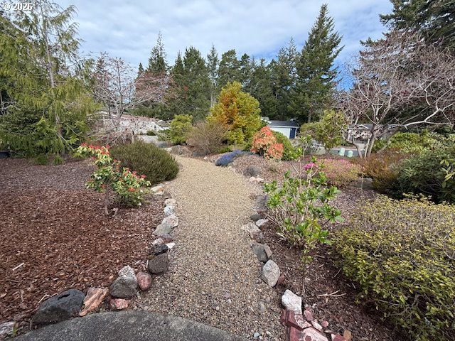 212 MUNSEL CREEK Loop, Florence, OR 97439