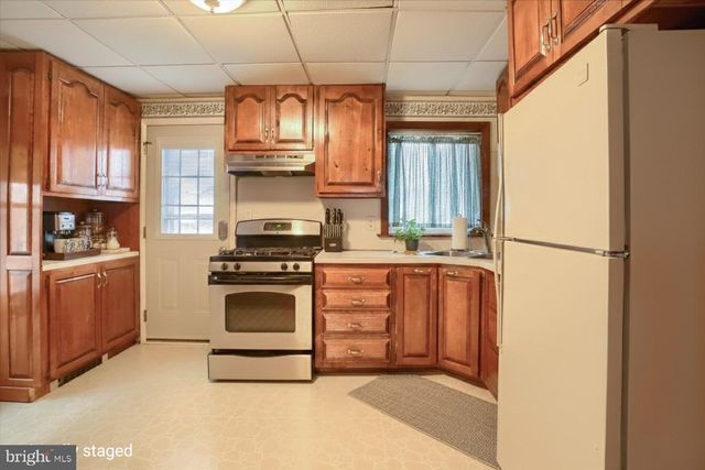 504 N HIGHLAND AVE, York, PA 17404