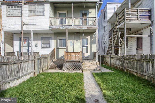 504 N HIGHLAND AVE, York, PA 17404