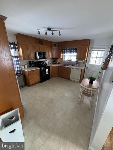 509 COLUMBIA AVE, Temple, PA 19560