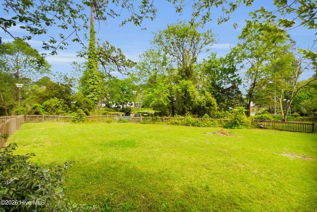 112 Bermuda View, New Bern, NC 28560