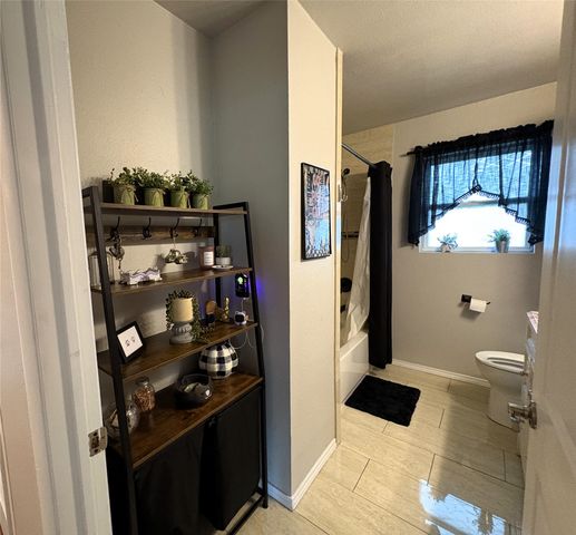 6208 Shadydell Drive, Fort Worth, TX 76135