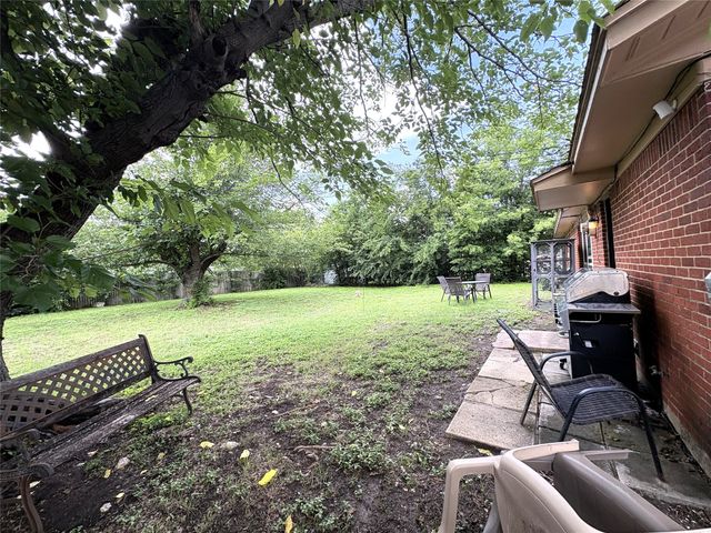 6208 Shadydell Drive, Fort Worth, TX 76135