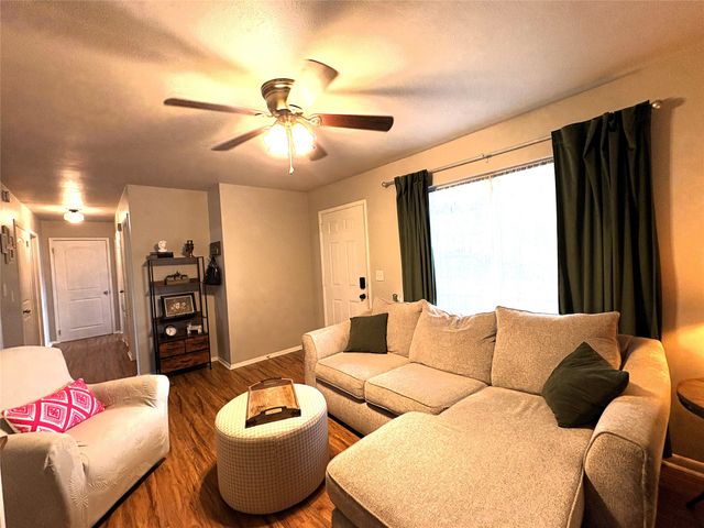 6208 Shadydell Drive, Fort Worth, TX 76135