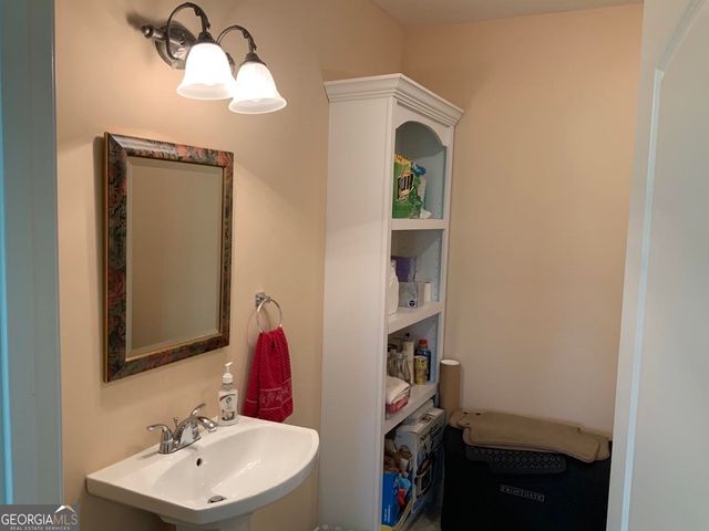 7026 Peebles Road, Young Harris, GA 30582