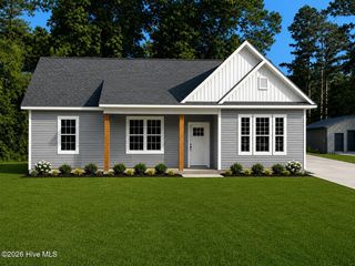 109 W Westbrook Street, Wallace, NC 28466