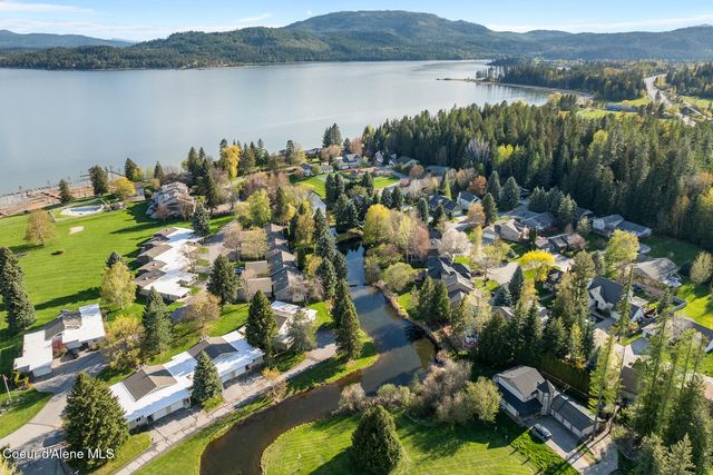 1309 Metaline Lane, Sandpoint, ID 83864