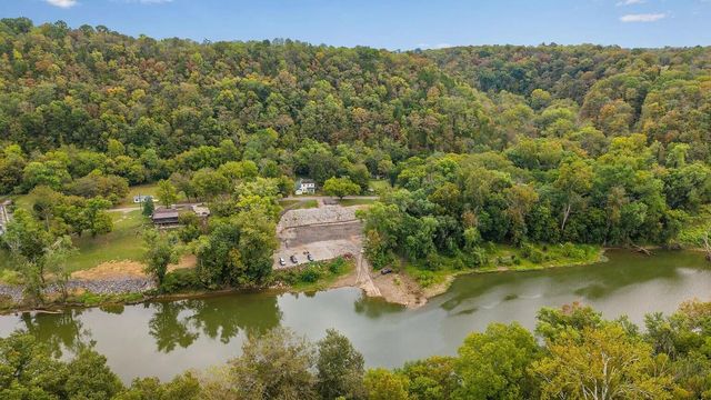 315 Lower Clifton Road, Versailles, KY 40383