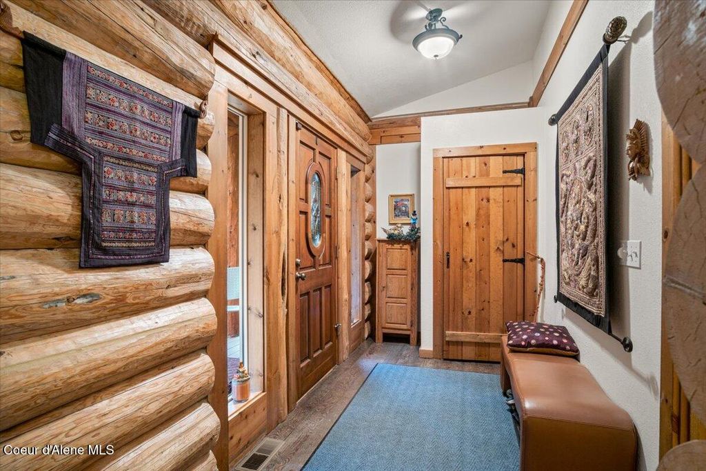 867 E Pine Ridge Dr, Harrison, ID 83833 photo 4