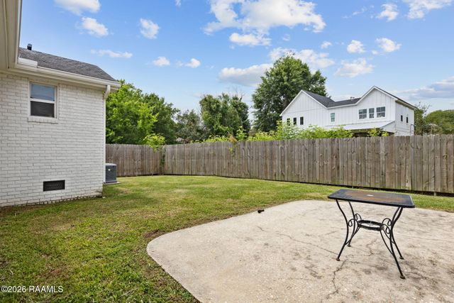 308 S Mall Street, Lafayette, LA 70503