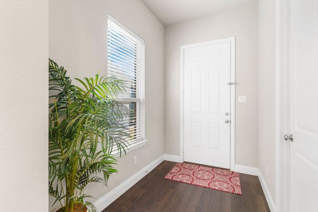 8137 Snapdragon Way, Dallas, TX 75252