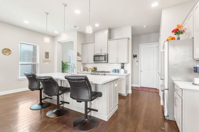 8137 Snapdragon Way, Dallas, TX 75252